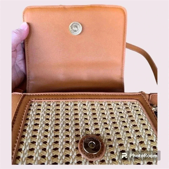 Shoulder Bag Brown and Tan Ladies Bag - Picture 6 of 8